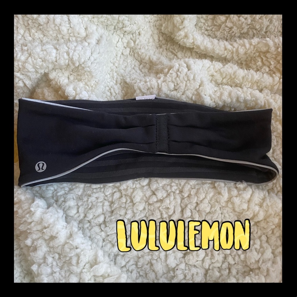 Lululemon Reversible Wide Headband solid black and black & gray stripes